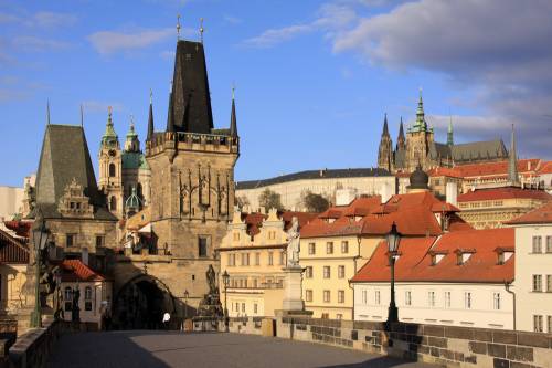 Башня на Карловом мосту в Праге #41825353